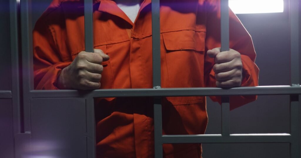 Man arrested for trespassing in Florida while wearing jail uniform from another state