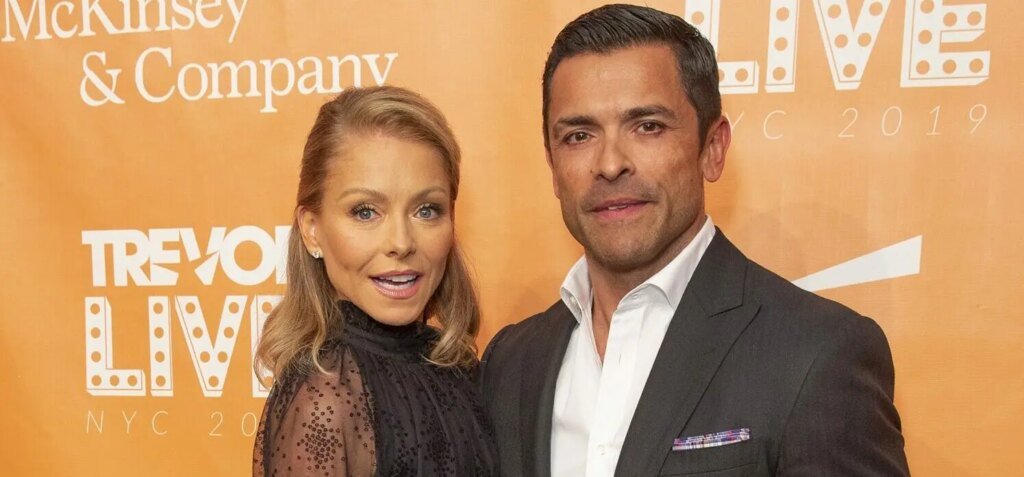 Mark Consuelos Admits ‘Live’ Show Is Affecting His Sex Life With Kelly Ripa Mark Consuelos Admits 'Live' Show Is Affecting His Sex Life With Kelly Ripa