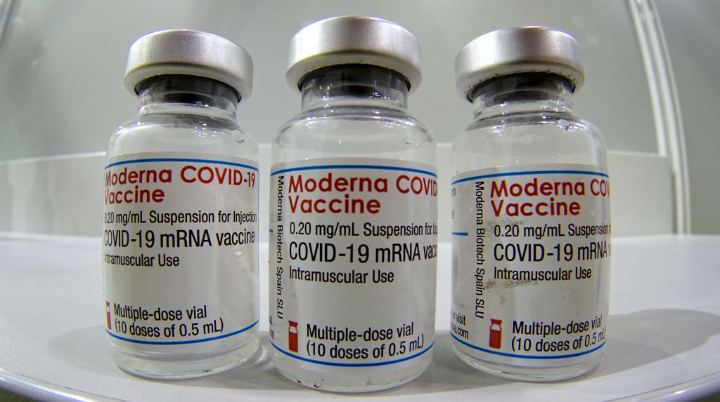 Moderna to Pay Up to $2.25B to Settle Patent Suit Over Covid-19 Vaccine Technology Moderna to Pay Up to $2.25B to Settle Patent Suit Over Covid-19 Vaccine Technology