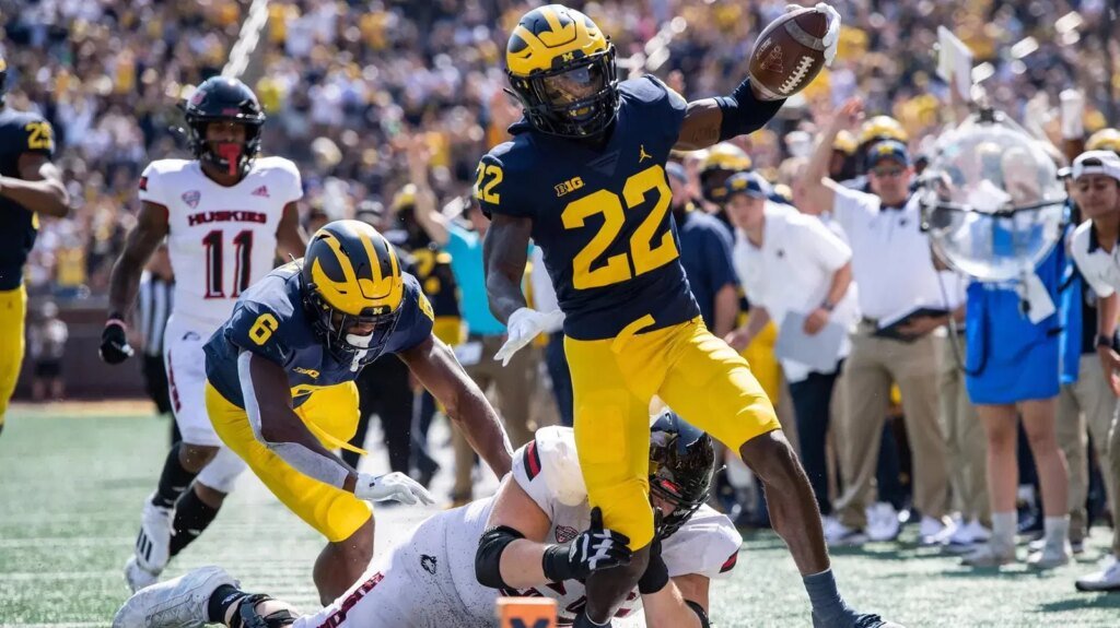 Montreal Alouettes sign Michigan standout Gemon Green