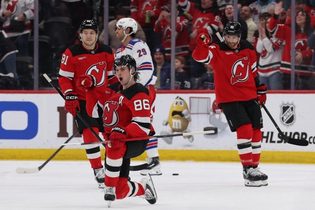 NHL roundup: Devils defeat Rangers behind Jack Hughes' hat trick
