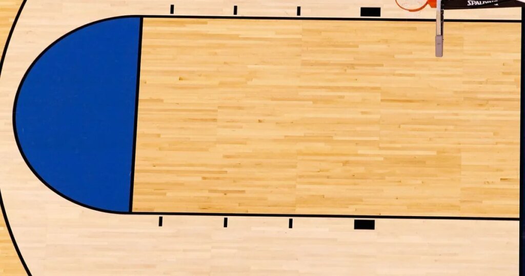 Nebraska-Omaha Women’s Basketball Players Help Save Drivers In Sinkhole Nebraska-Omaha Women’s Basketball Players Help Save Drivers In Sinkhole