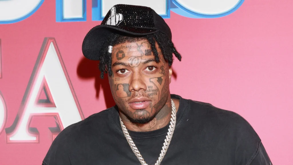 Nevaeh Akira Catches Stuffing Condoms In Pocket (Vid.) Nevaeh Akira Catches Stuffing Condoms In Pocket (Vid.)