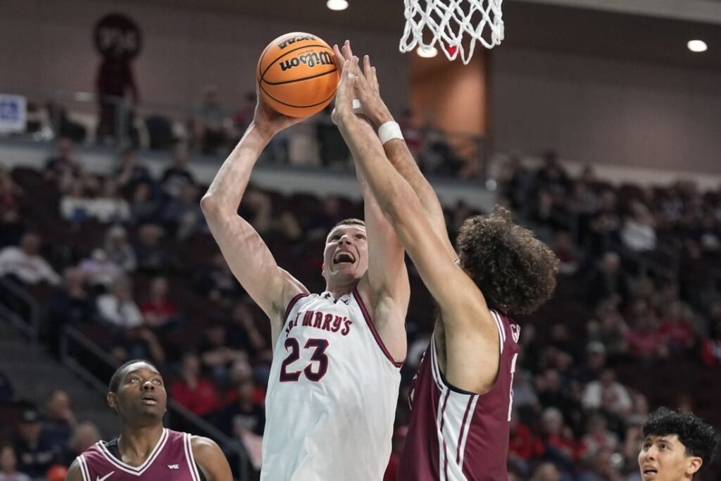No. 7 Saint Mary's strives for tournament breakthrough against No. 10 Texas A&M