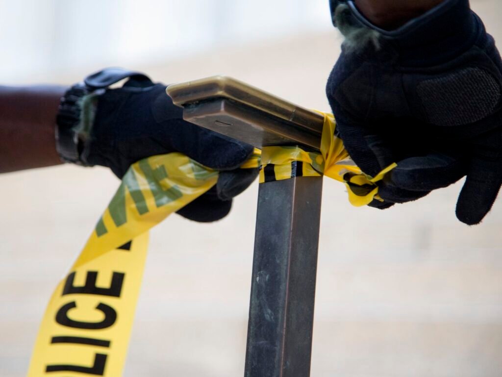 Officer wounded, suspect killed in shooting near synagogue in Baltimore