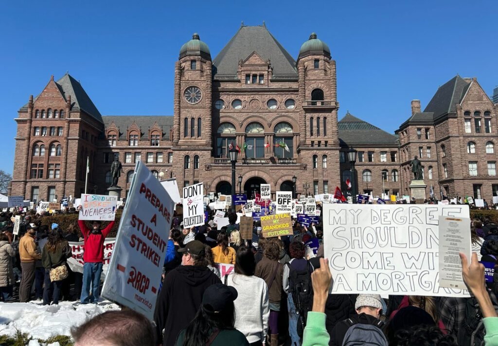 Ontario legislature resumes; questions on transparency, OSAP expected Ontario legislature resumes; questions on transparency, OSAP expected