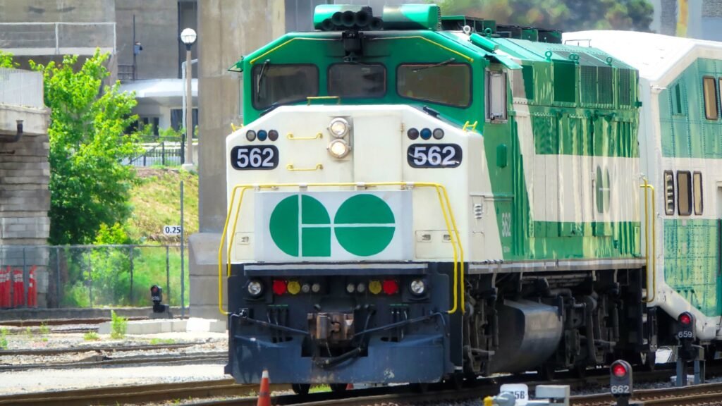 Ontario likely not getting electric GO trains until at least 2036: report