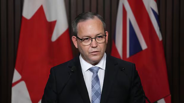 Ontario’s attorney general calls on federal government to look at legalizing pepper spray Ontario’s attorney general calls on federal government to look at legalizing pepper spray