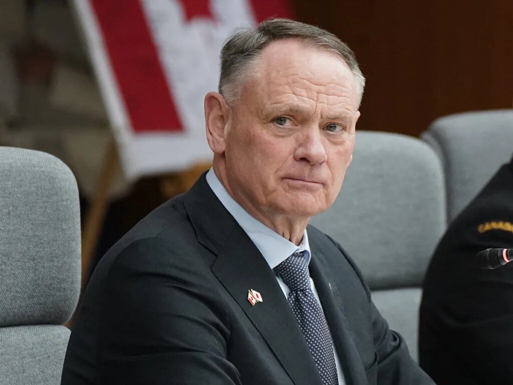 Opposition leaders want classified briefing on Iran's attack on Canadian troops as Liberals maintain secrecy