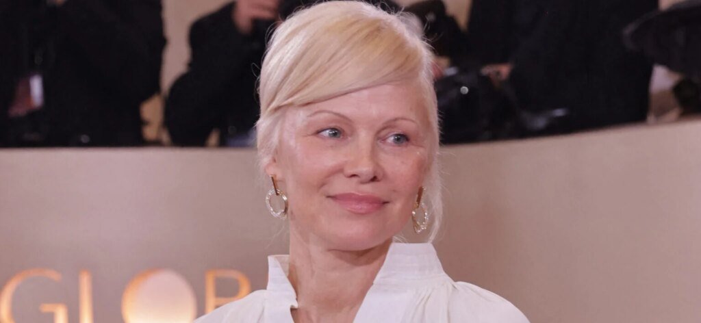 Pamela Anderson Goes Makeup-Free Against AI Marketing