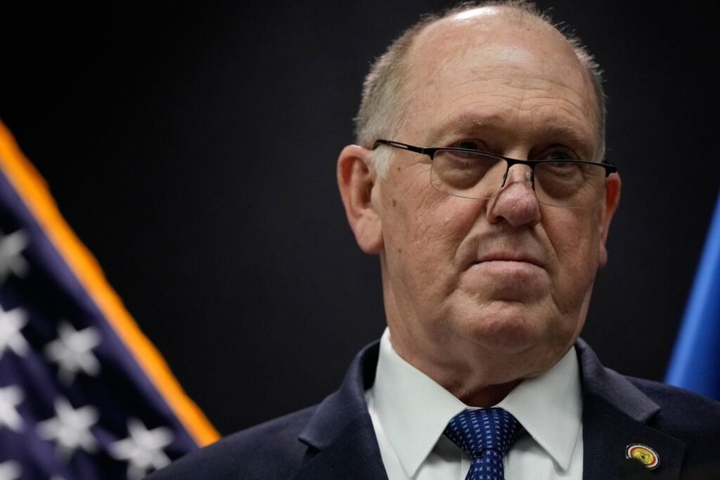 Plans to send ICE to assist airport security staff being finalized, Homan says, as shutdown drags on