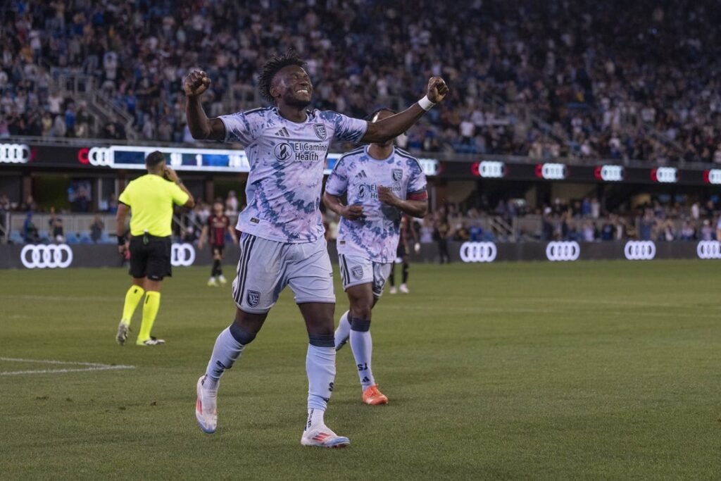 Quakes, Sounders clash while off to sterling starts Quakes, Sounders clash while off to sterling starts