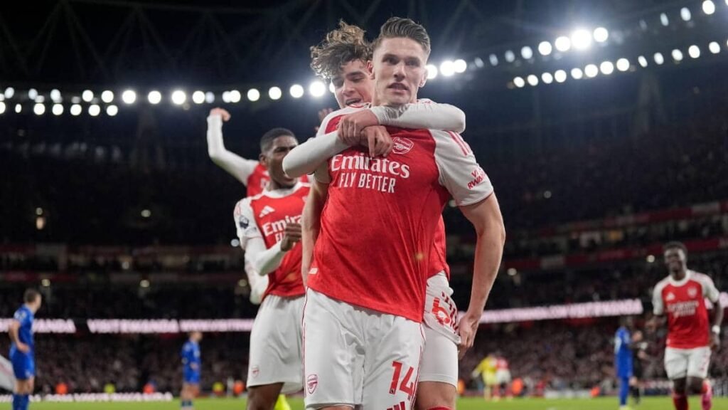 Report, result and goals as Gunners leave it late Report, result and goals as Gunners leave it late
