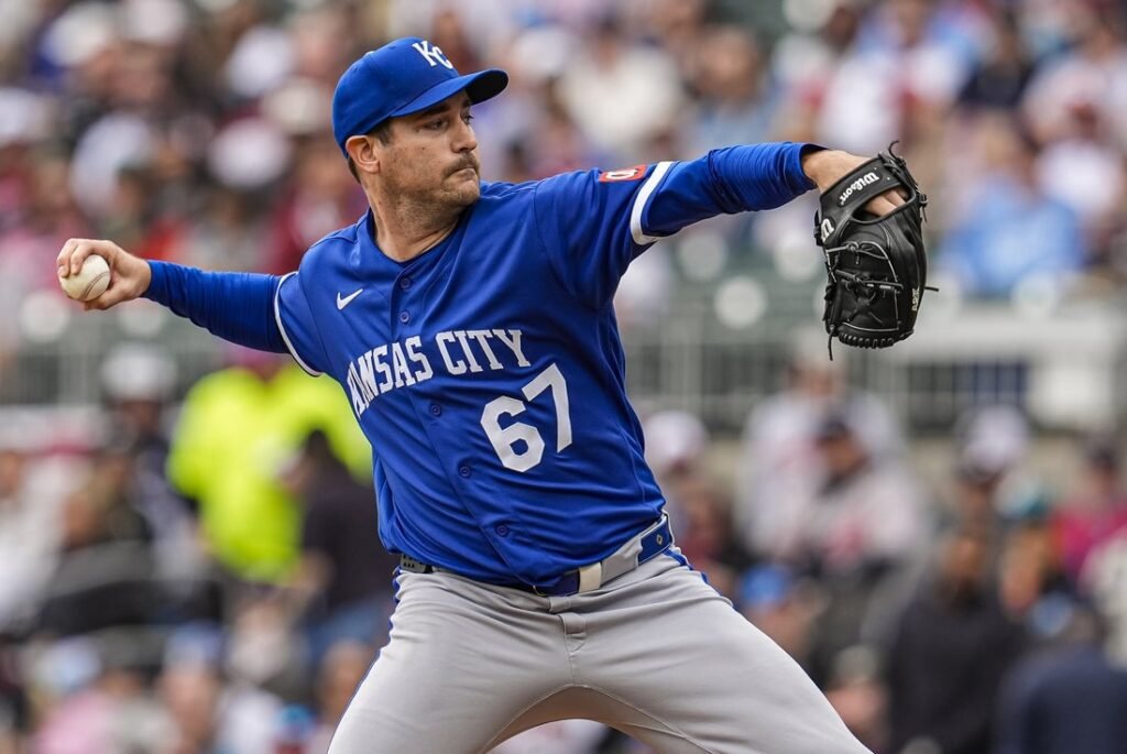 Royals avoid sweep behind Seth Lugo's strong start over Braves