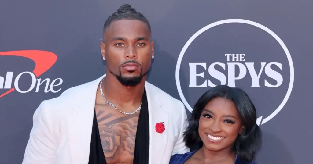 Simone Biles Reacts After Jonathan Owens Signs With Colts Simone Biles Reacts After Jonathan Owens Signs With Colts