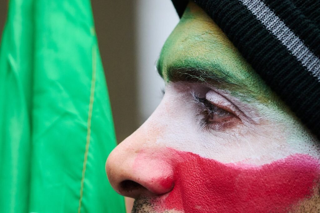 Some Iranian Canadians welcome U.S. attack of Iran Some Iranian Canadians welcome U.S. attack of Iran