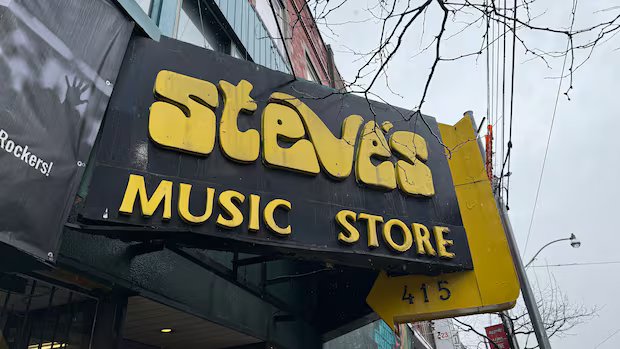 Steve’s Music Store in Toronto opens its doors one last time Steve’s Music Store in Toronto opens its doors one last time