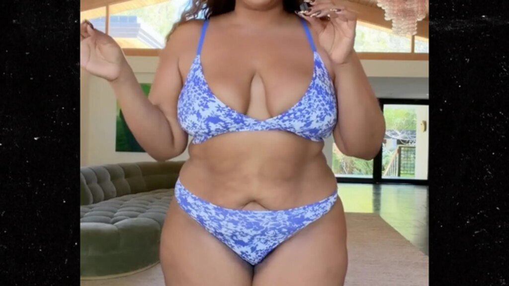 Summer-Ready Singer -- Guess Whose Lookin' Good As Hell!