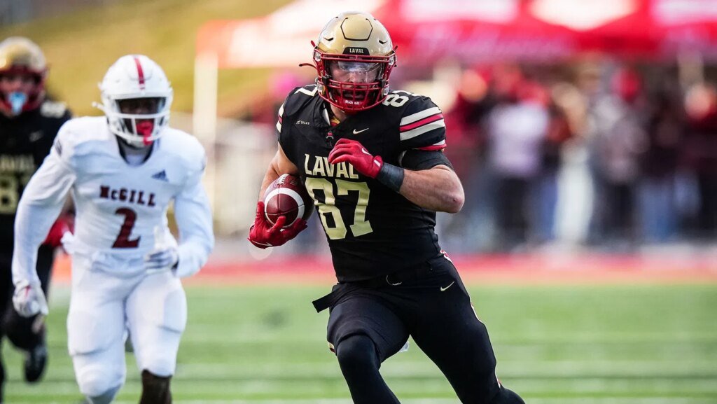 Super Bowl champ Antony Auclair 'guardian angel' to ranked CFL Draft prospect Émeric Boutin