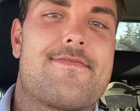 Teacher recognized for heroism following fire attack on girl at Saskatoon high school – Saskatoon Teacher recognized for heroism following fire attack on girl at Saskatoon high school - Saskatoon