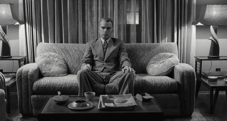 The Man Who Wasn’t There Review (Criterion Collection) The Man Who Wasn't There Review (Criterion Collection)