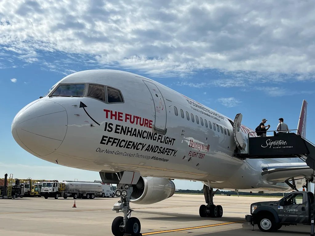 This new tech could help prevent future runway crashes This new tech could help prevent future runway crashes