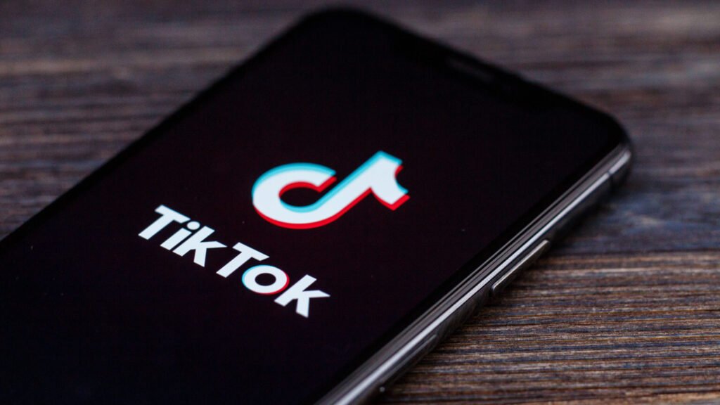 TikTok permitted to keep Canadian operations with new rules