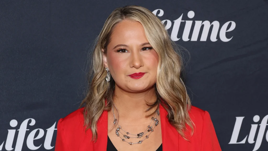 TikToker Tells Her Not To Unalive Ken Urker (VIDEO)