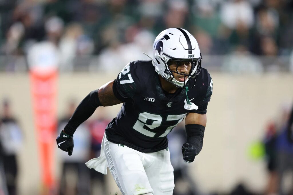 Top-testing CFL prospect Devynn Cromwell slated for knee surgery after pro day injury