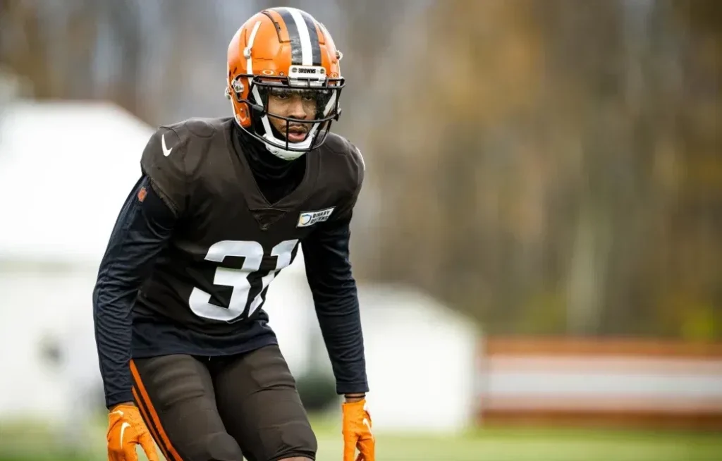 Toronto Argonauts sign former NFL defender Vincent Gray, one other