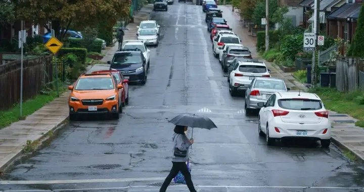 Toronto residents urged to stay away from waterways amid heavy rainfall – Toronto Toronto residents urged to stay away from waterways amid heavy rainfall - Toronto