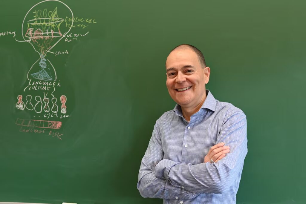 US National Academy of Sciences awards four Spaniards for explaining how life escaped an evolutionary dead end | Science