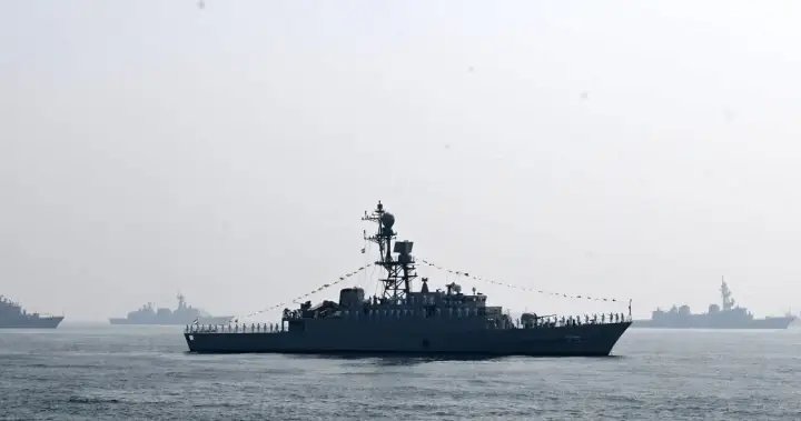 U.S. sinks Iranian warship, Hegseth says, as Iran conflict expands – National U.S. sinks Iranian warship, Hegseth says, as Iran conflict expands - National
