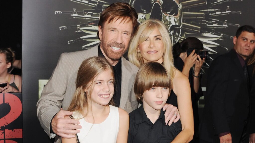 Who Is Chuck Norris’ Wife? About Gena & Ex-Wife Dianne Holechek – Hollywood Life