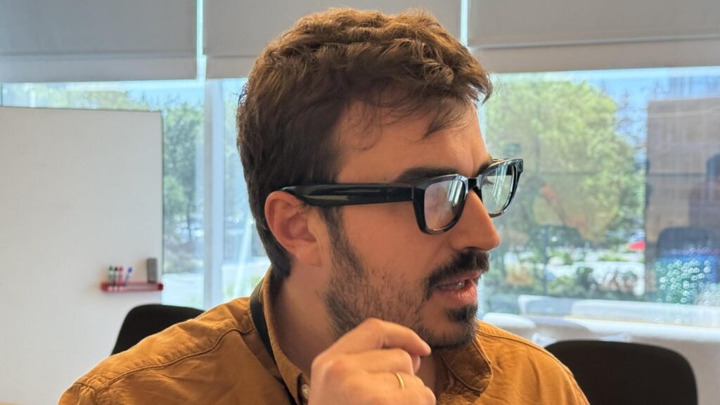 así será la app de Spotify para las nuevas gafas inteligentes