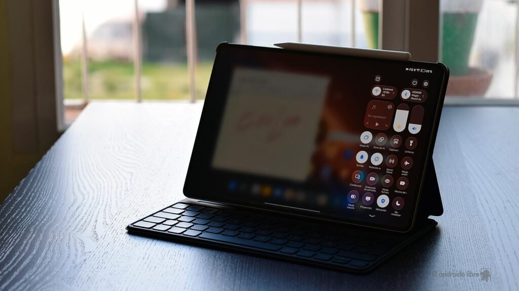 pantalla y sonido de nivel cinematográfico con la tablet más delgada del mundo pantalla y sonido de nivel cinematográfico con la tablet más delgada del mundo