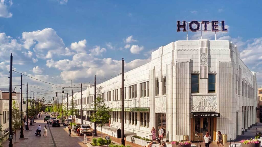 una planta embotelladora de Coca-Cola se convierte en un centro cultural y de entretenimiento – Celebrity Land