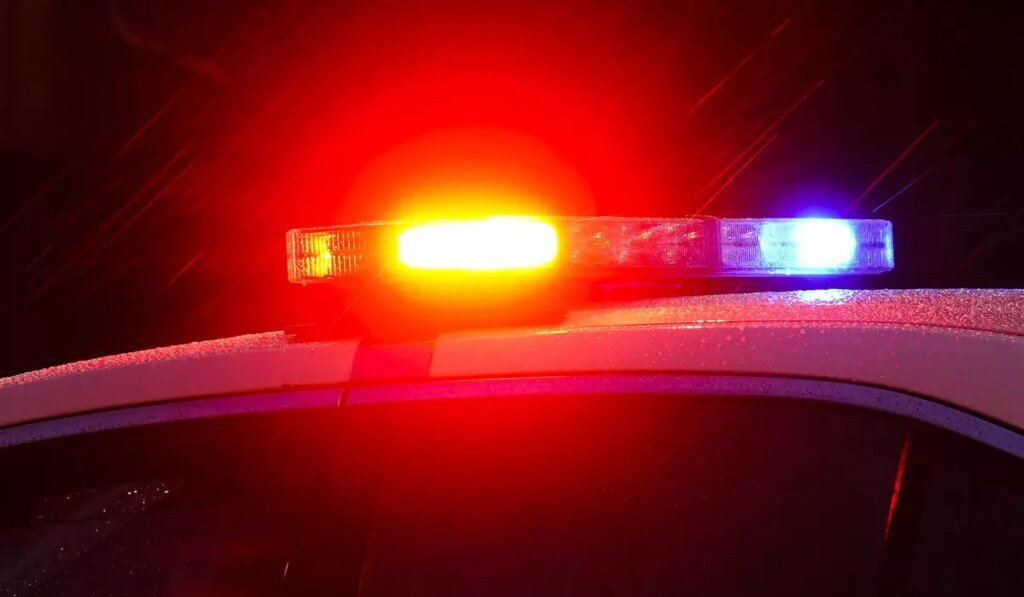 3 students, 2 others shot along nightlife district near the University of Iowa, authorities say