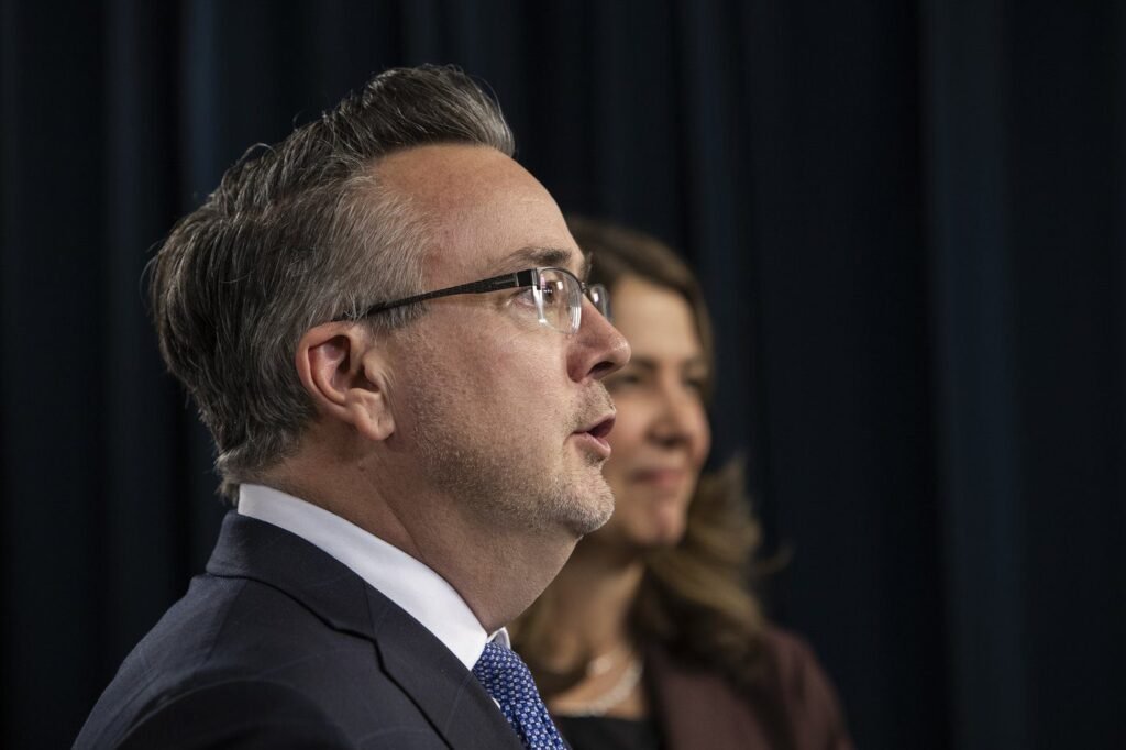 Alberta government meeting with grocers to address food affordability: minister