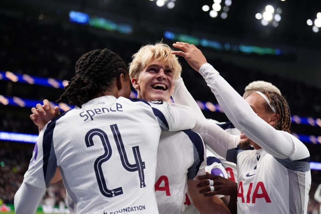 Arsenal see title hopes collapse as Tottenham finally win in 2026