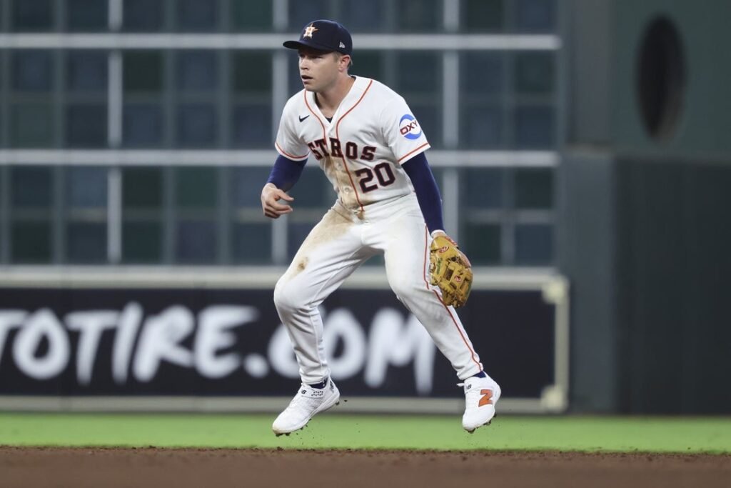 Astros place INF Nick Allen on IL, add INF Braden Shewmake