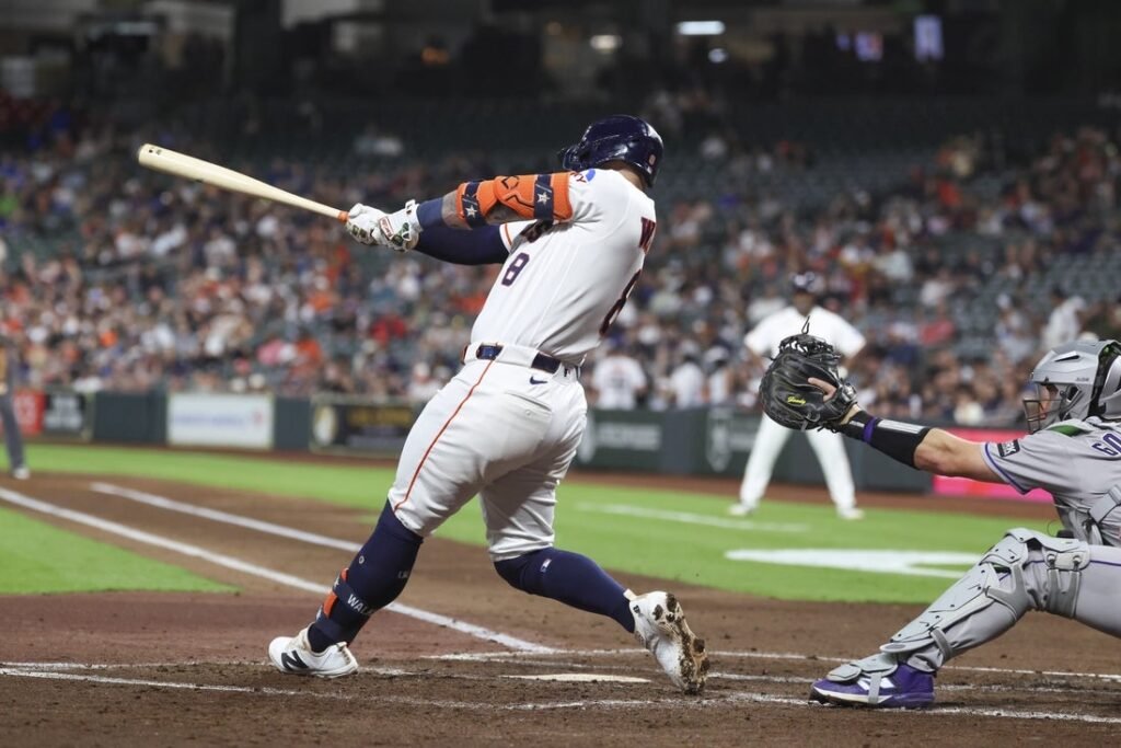 Astros take advantage of Rockies' errors to snap 8-game skid