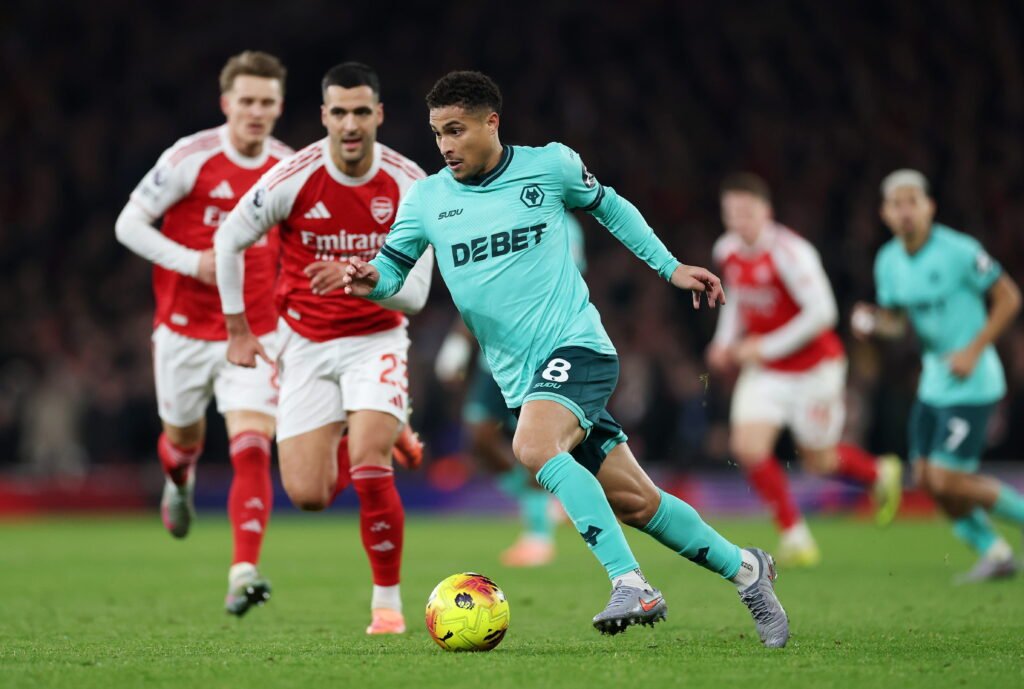 Atletico Madrid in talks to sign €46m Premier League midfielder