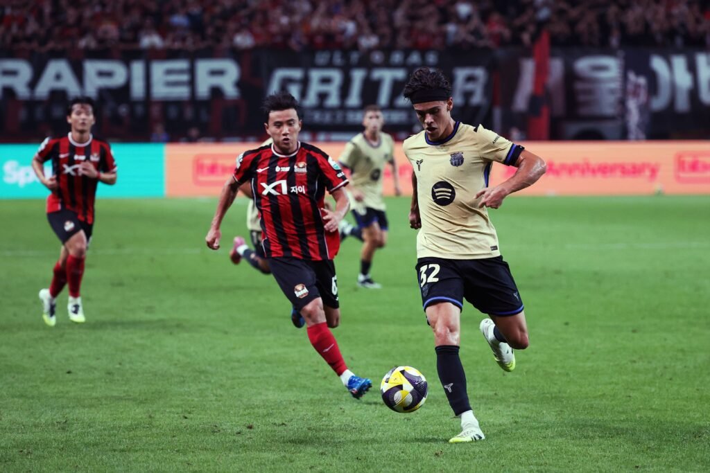 Barcelona defender "flattered" by Inter transfer interest