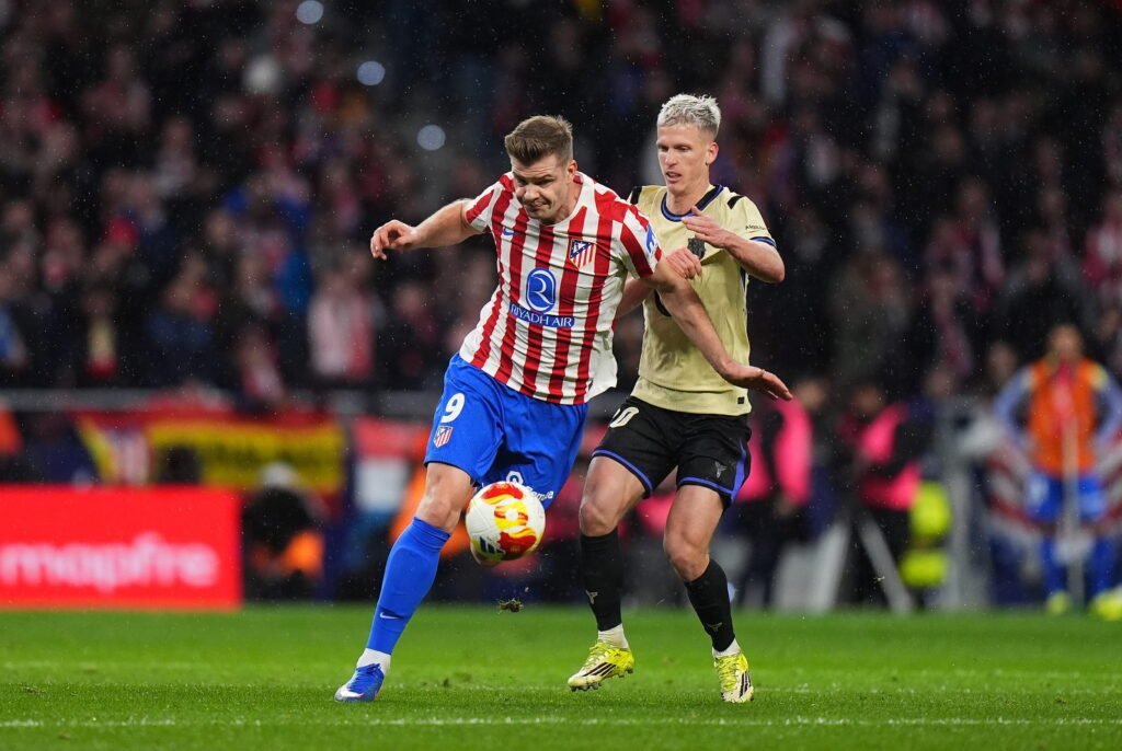 Barcelona interested in shock move for second Atletico forward