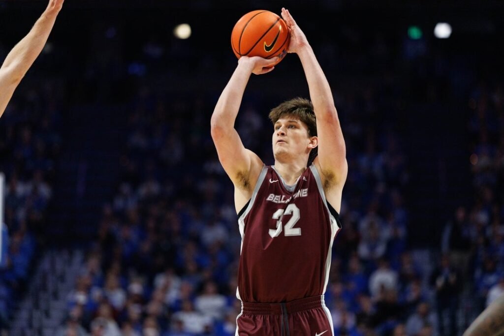 Bellarmine transfer Jack Karasinski heads to Northwestern