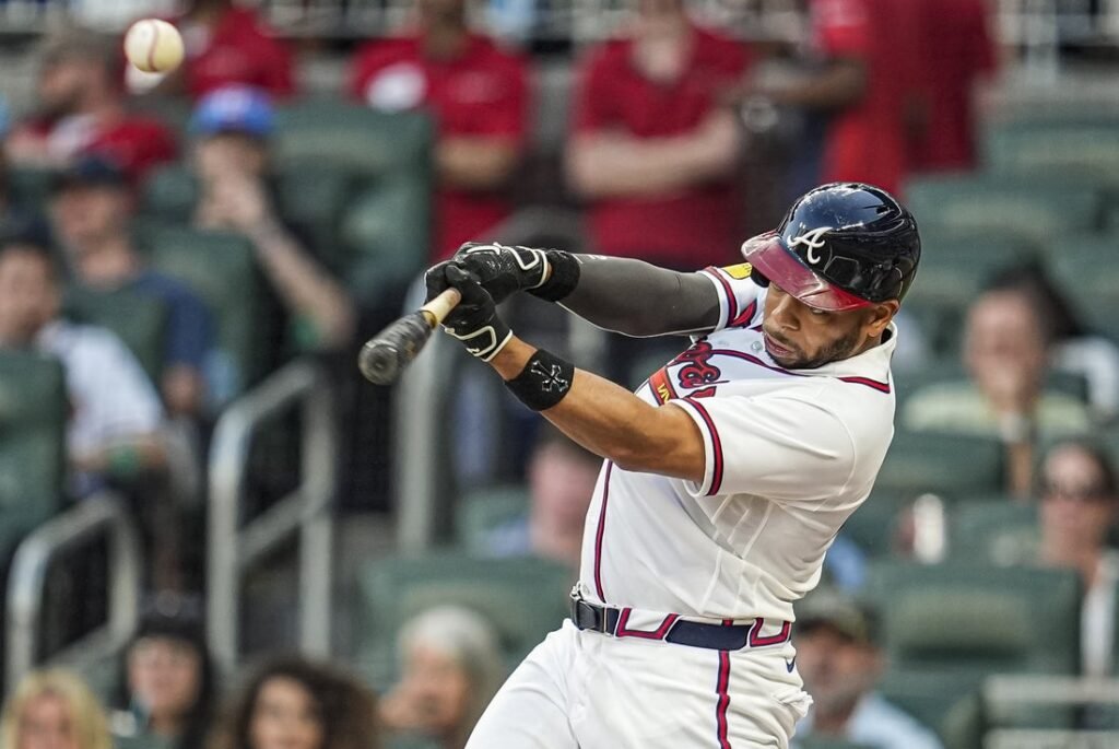 Braves blast 3 home runs in victory over Marlins