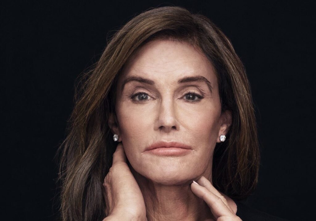Caitlyn Jenner Cannot Travel Internationally After Passport Returns With Male Marker