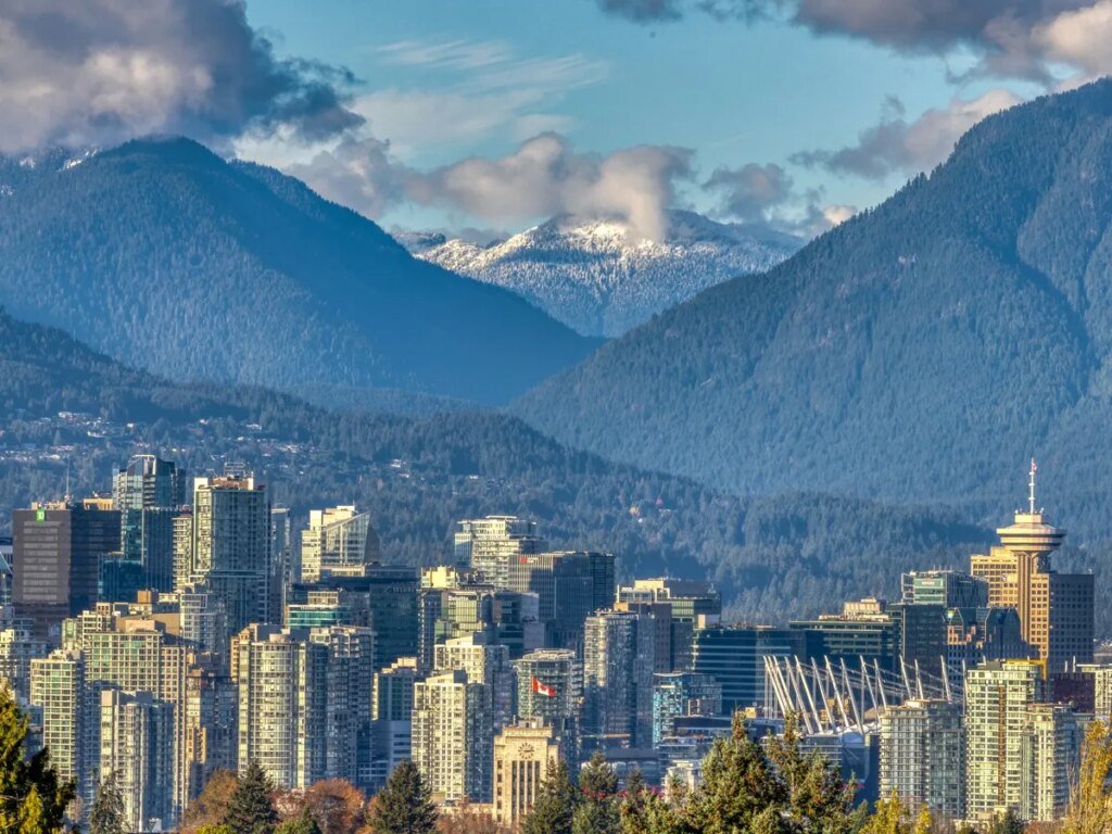 Canada to have a warmer than usual summer except for one region