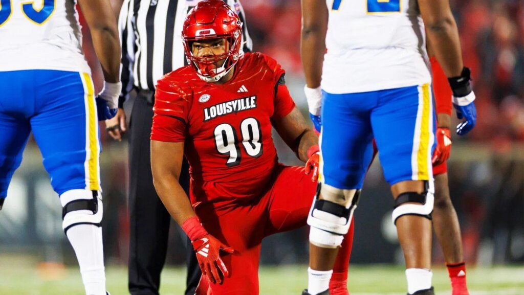 Canadian DL Rene Konga signs NFL undrafted free agent contract with Miami Dolphins